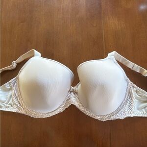 Elegant Wacoal La Femme Underwire T-shirt Bra 38DDD Sand Cream Color